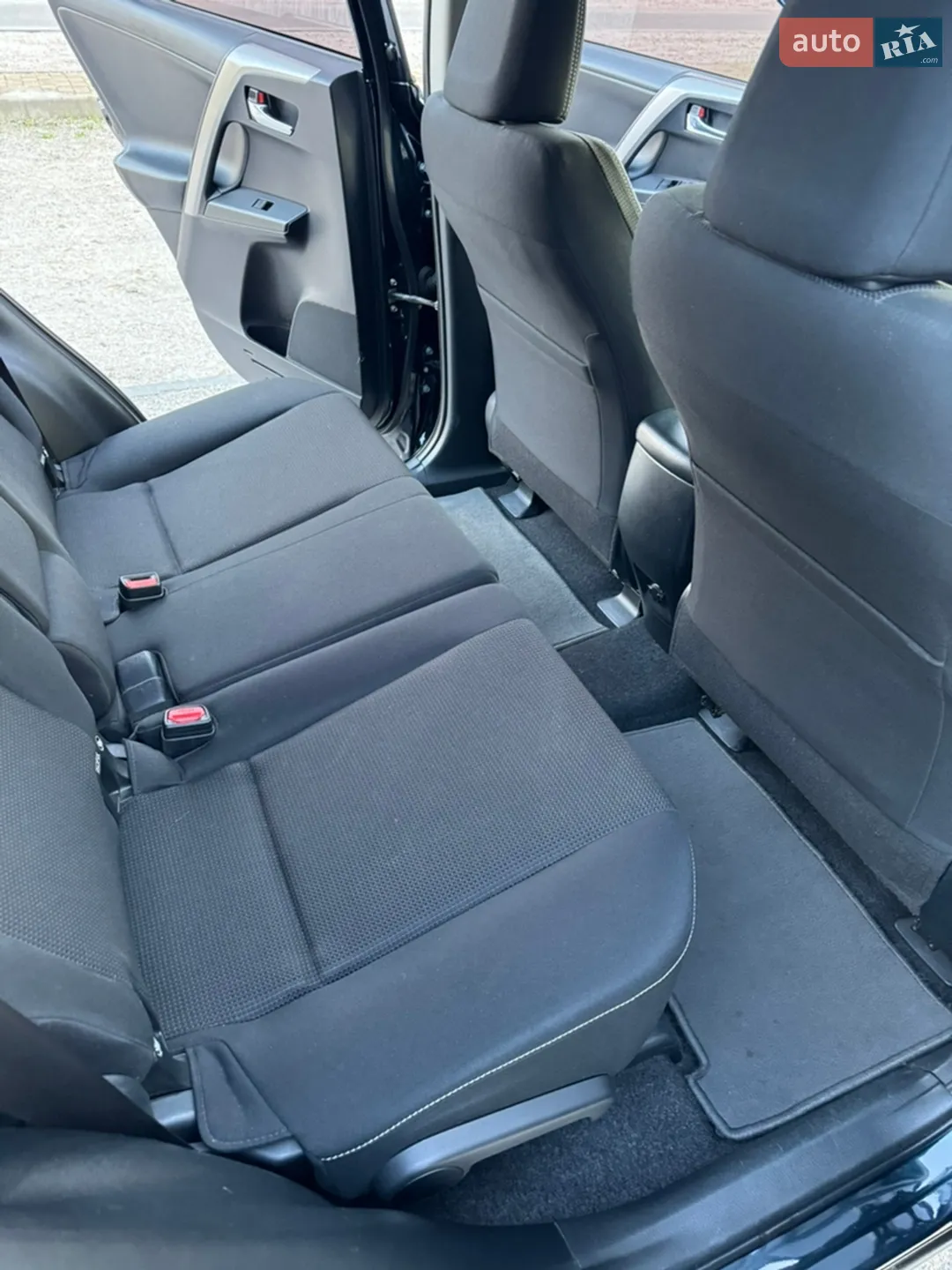 2018 Toyota RAV 4 - мініатюра 13