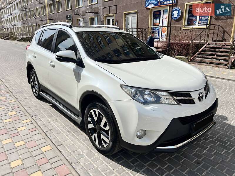 Позашляховик / Кросовер Toyota RAV4 2013 в Одесі