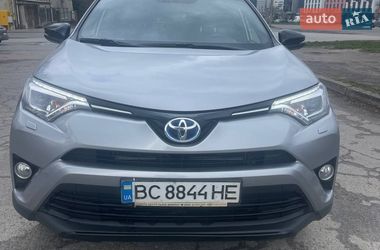Внедорожник / Кроссовер Toyota RAV4 2018 в Львове