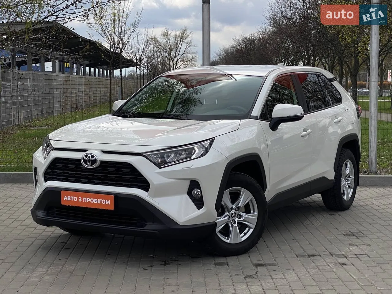 2020 Toyota RAV 4 - мініатюра 21