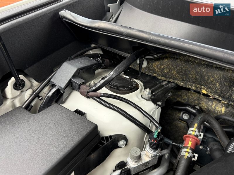 Внедорожник / Кроссовер Toyota RAV4 2017 в Виннице