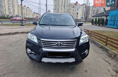 Позашляховик / Кросовер Toyota RAV4 2011 в Києві