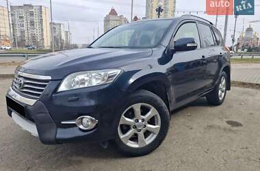 Позашляховик / Кросовер Toyota RAV4 2011 в Києві