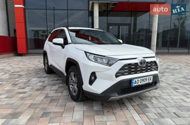 Внедорожник / Кроссовер Toyota RAV4 2022 в Тячеве