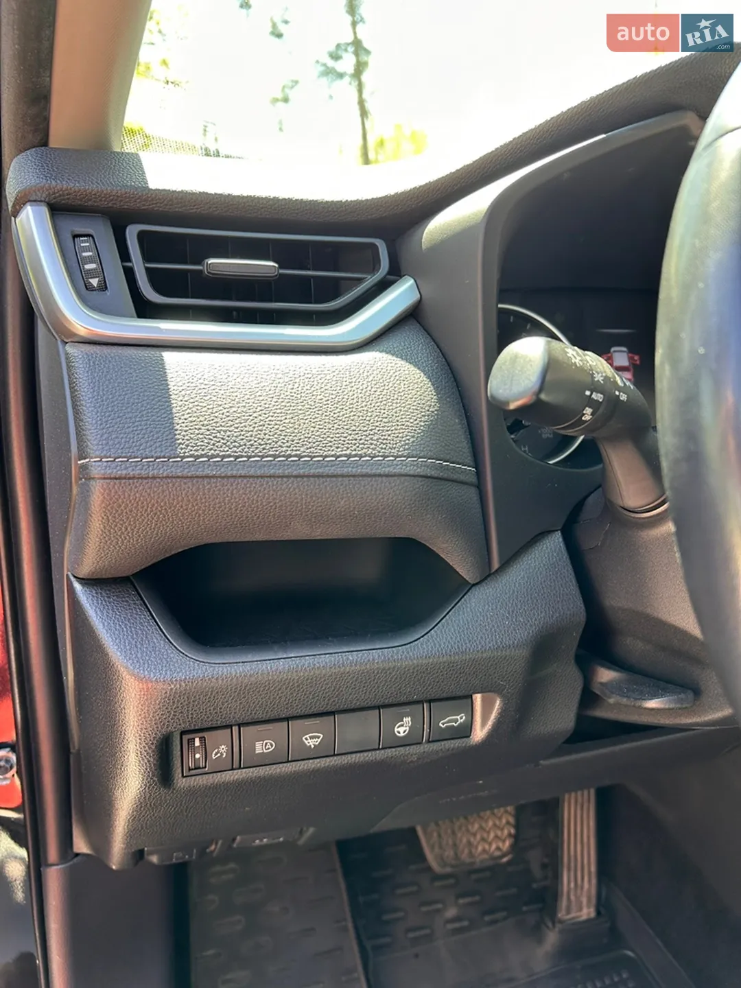 2019 Toyota RAV 4 - мініатюра 10