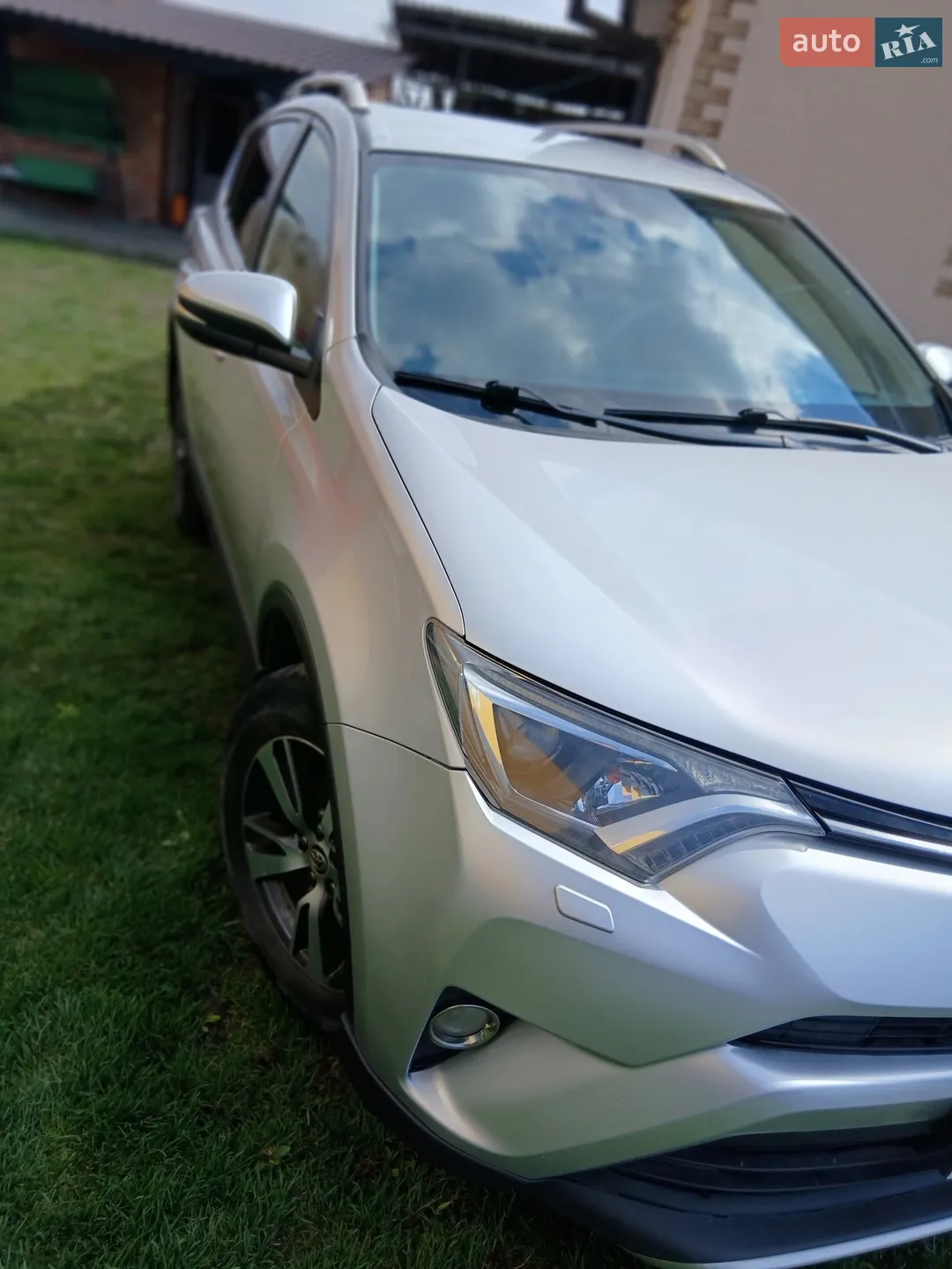 2016 Toyota RAV 4 - мініатюра 9