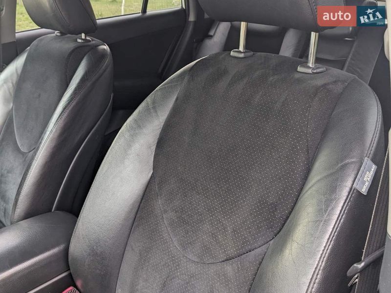 Внедорожник / Кроссовер Toyota RAV4 2010 в Владимире фото 20 Внедорожник / Кроссовер Toyota RAV4 2010 в Владимире