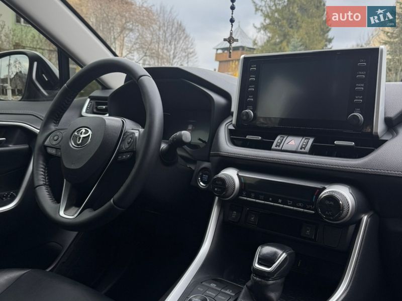 Внедорожник / Кроссовер Toyota RAV4 2020 в Львове фото 27 Внедорожник / Кроссовер Toyota RAV4 2020 в Львове