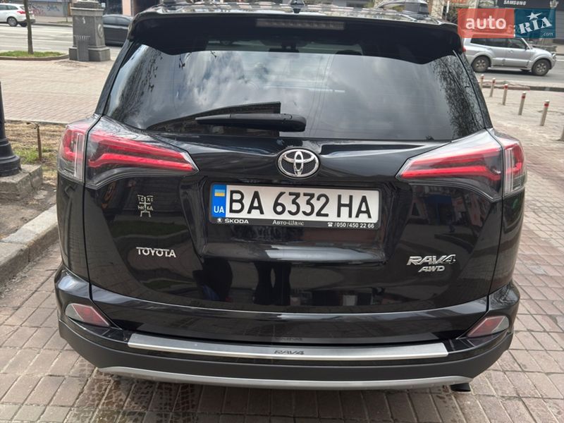 Внедорожник / Кроссовер Toyota RAV4 2017 в Киеве фото 7 Внедорожник / Кроссовер Toyota RAV4 2017 в Киеве