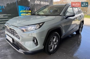 Позашляховик / Кросовер Toyota RAV4 2023 в Новодністровську
