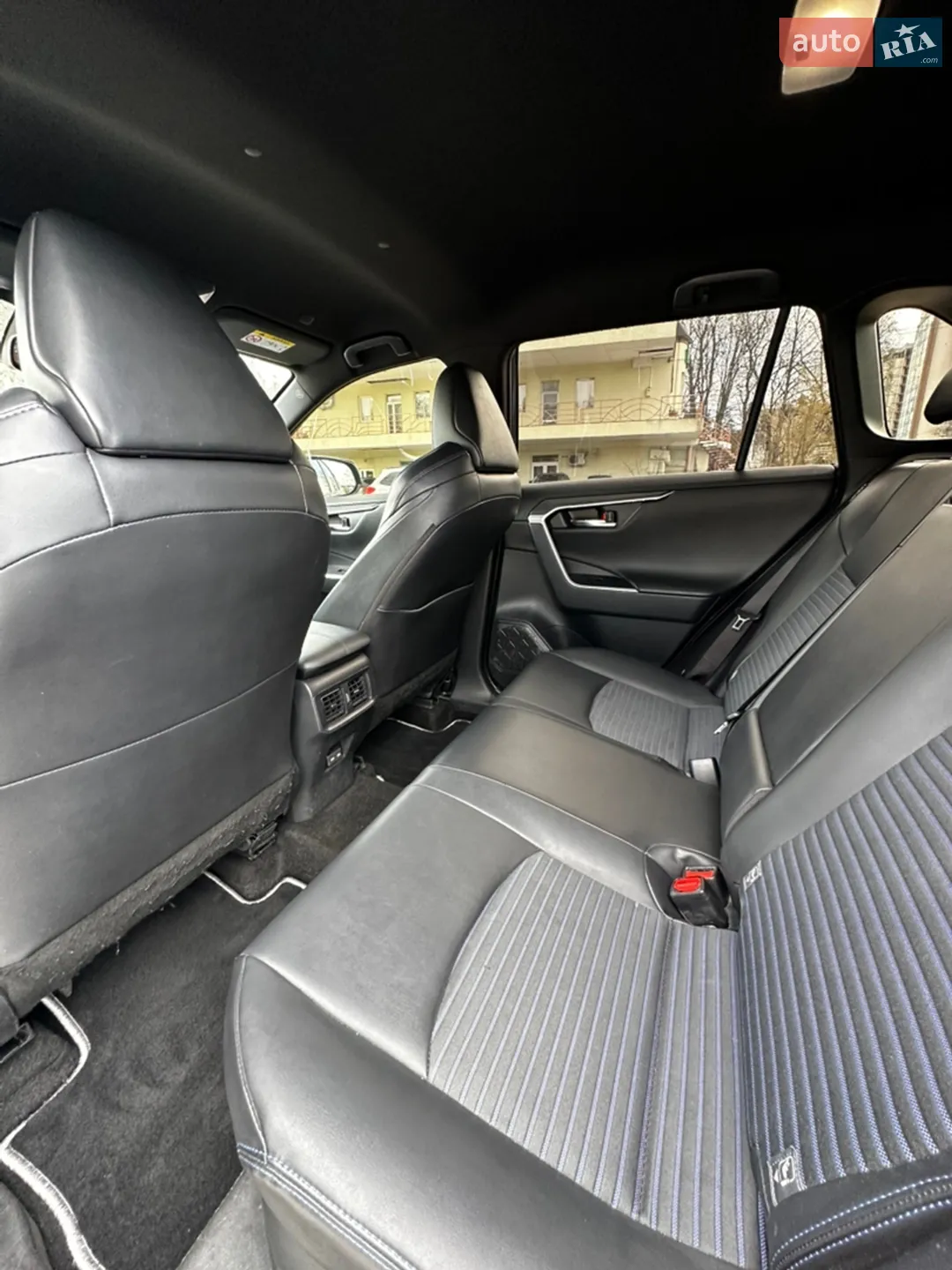 2023 Toyota RAV 4 - мініатюра 40