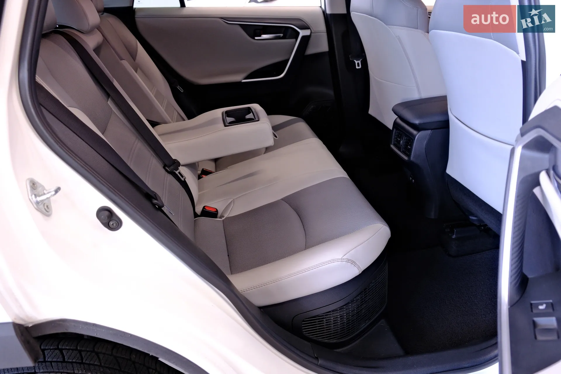 2020 Toyota RAV 4 - мініатюра 37