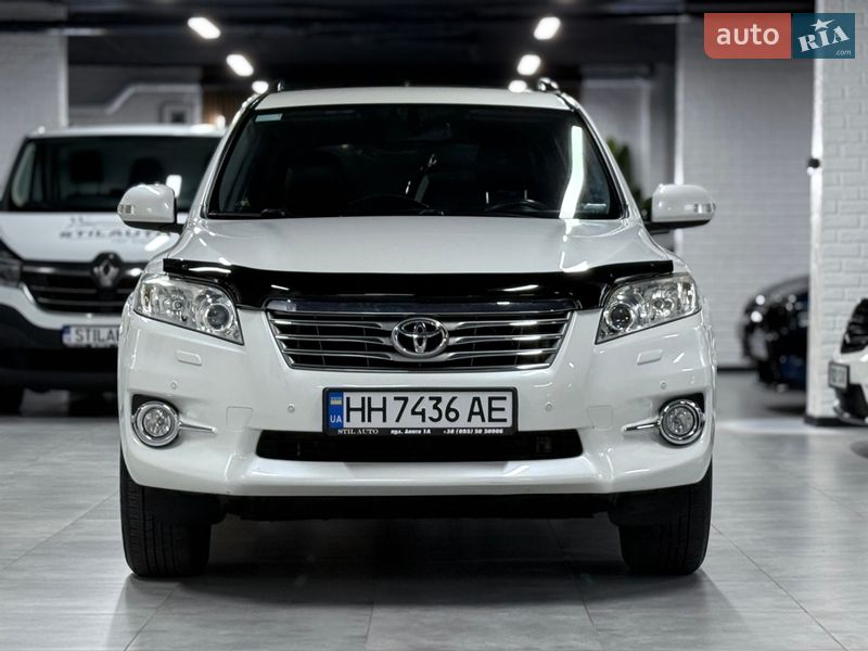 Позашляховик / Кросовер Toyota RAV4 2011 в Одесі
