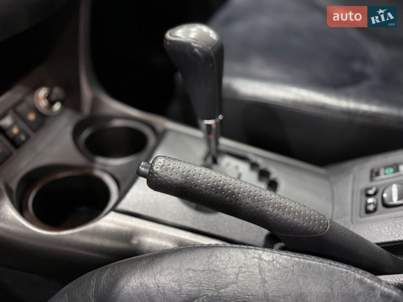 Позашляховик / Кросовер Toyota RAV4 2011 в Одесі