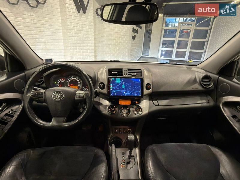 Позашляховик / Кросовер Toyota RAV4 2011 в Одесі