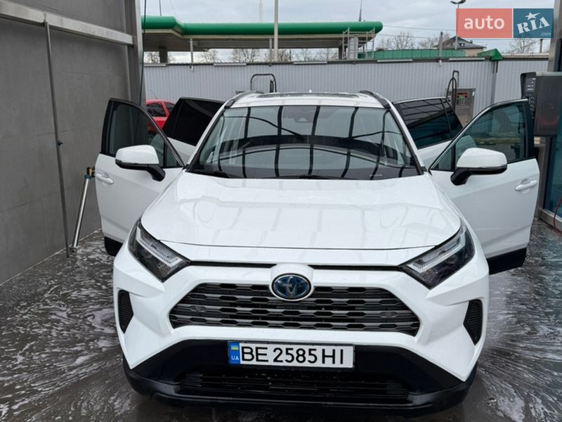 Позашляховик / Кросовер Toyota RAV4 2024 в Миколаєві