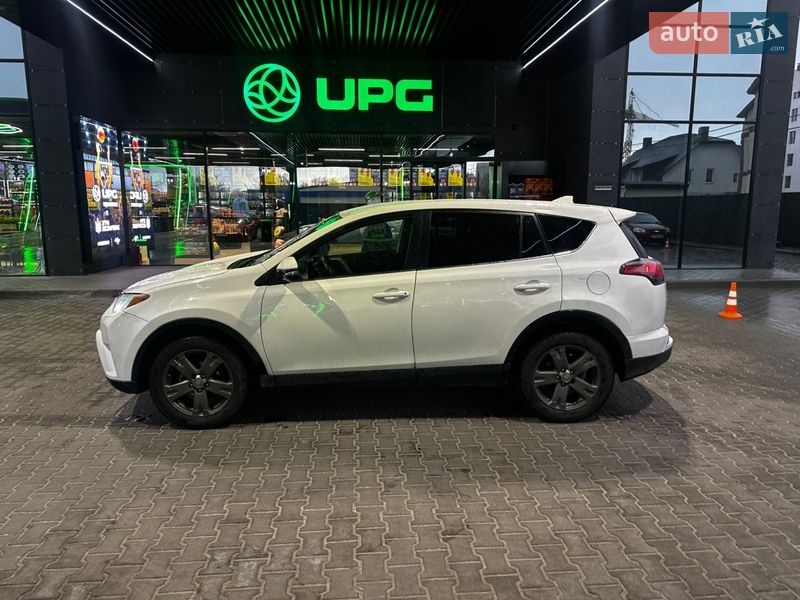 Внедорожник / Кроссовер Toyota RAV4 2016 в Киеве фото 7 Внедорожник / Кроссовер Toyota RAV4 2016 в Киеве