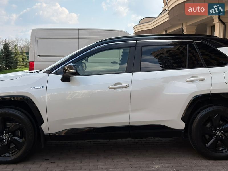 Внедорожник / Кроссовер Toyota RAV4 2020 в Киеве фото 13 Внедорожник / Кроссовер Toyota RAV4 2020 в Киеве