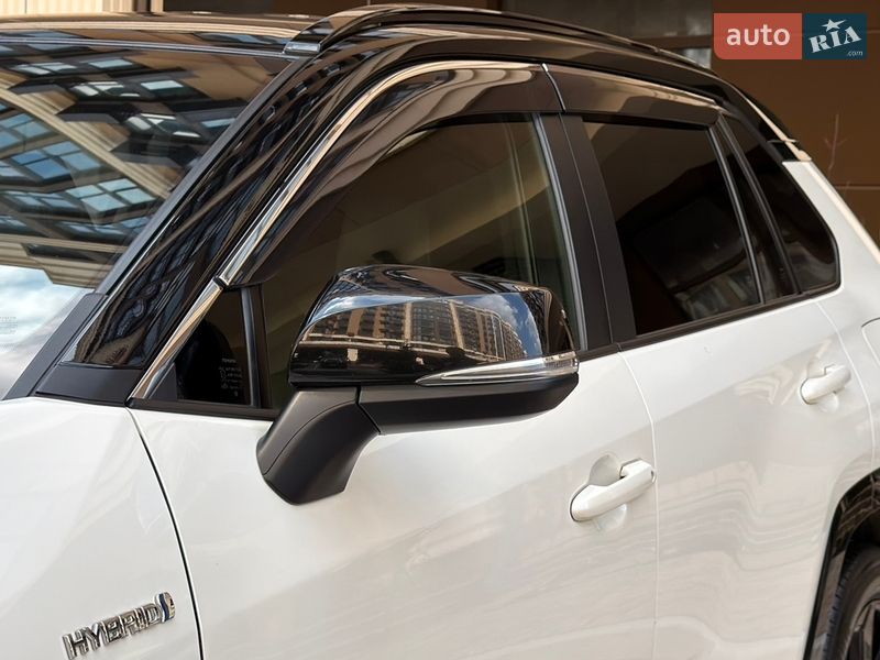 Внедорожник / Кроссовер Toyota RAV4 2020 в Киеве фото 46 Внедорожник / Кроссовер Toyota RAV4 2020 в Киеве