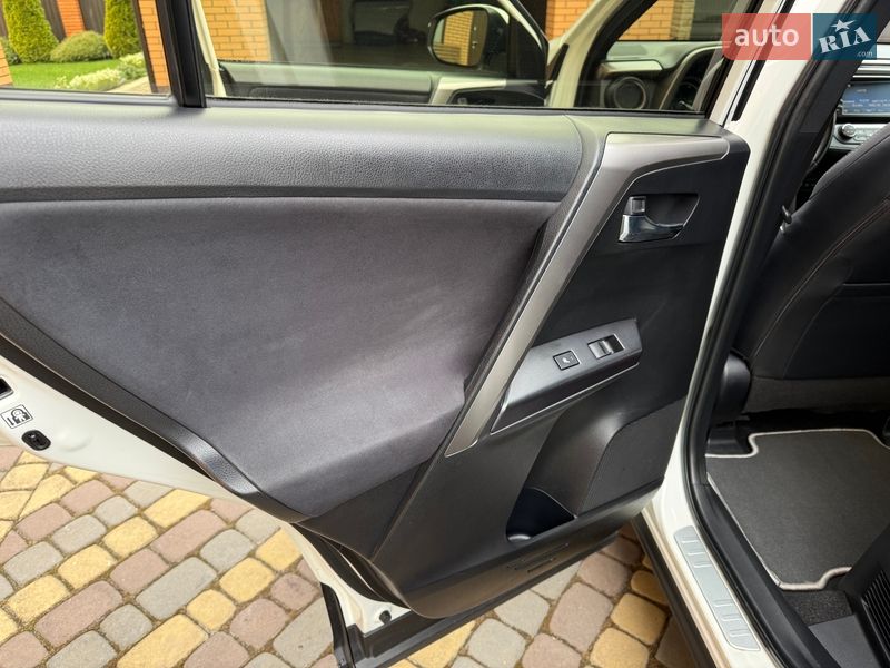 Внедорожник / Кроссовер Toyota RAV4 2016 в Виннице фото 19 Внедорожник / Кроссовер Toyota RAV4 2016 в Виннице