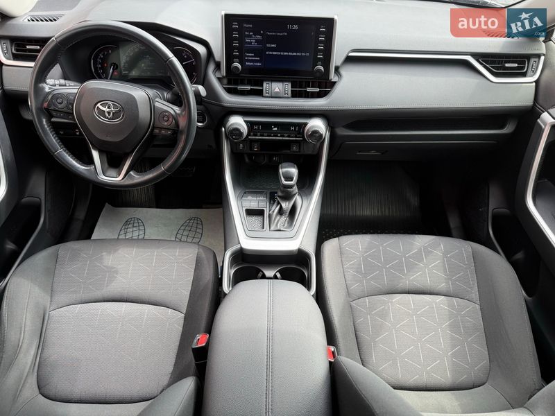 Позашляховик / Кросовер Toyota RAV4 2019 в Вінниці