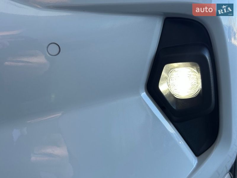 Внедорожник / Кроссовер Toyota RAV4 2023 в Киеве фото 17 Внедорожник / Кроссовер Toyota RAV4 2023 в Киеве