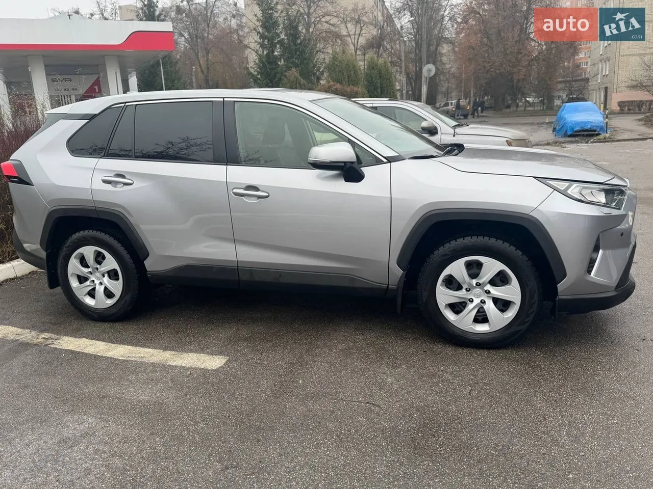 2019 Toyota RAV 4 - мініатюра 11