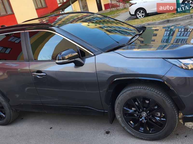 Внедорожник / Кроссовер Toyota RAV4 2022 в Виннице