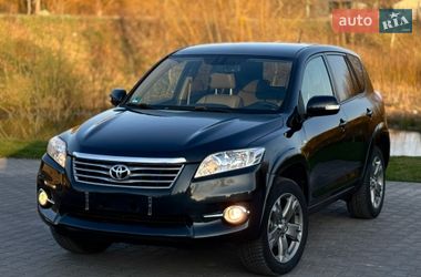 Внедорожник / Кроссовер Toyota RAV4 2011 в Тернополе