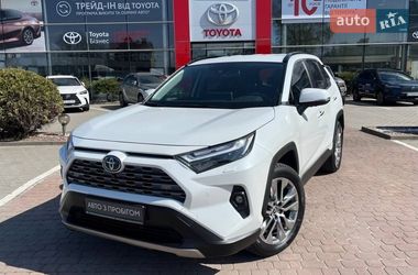 Внедорожник / Кроссовер Toyota RAV4 2023 в Хмельницком