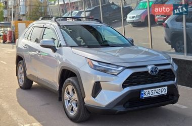 Внедорожник / Кроссовер Toyota RAV4 2022 в Киеве