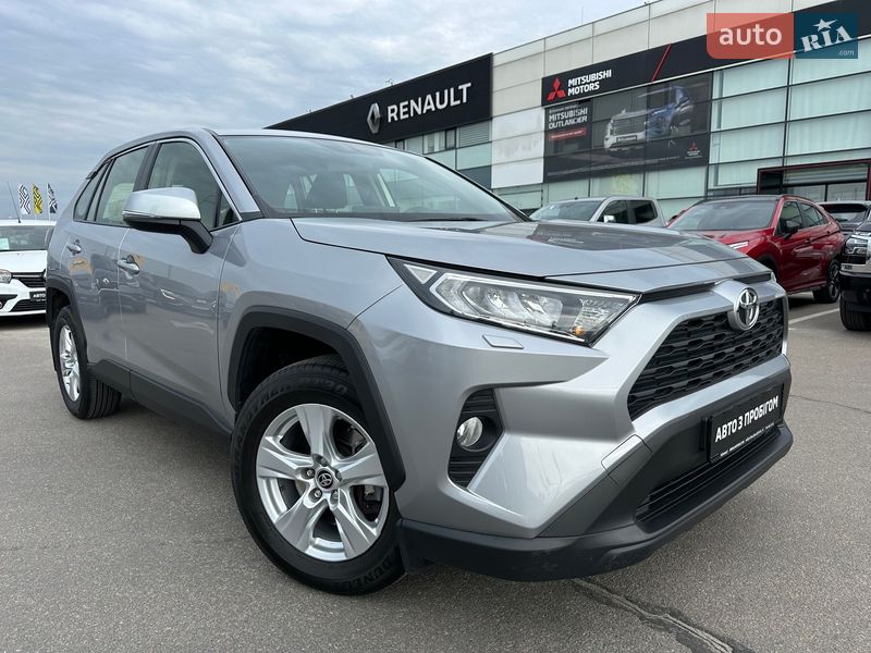 Toyota RAV4 2021