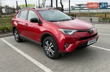 Позашляховик / Кросовер Toyota RAV4 2017 в Львові