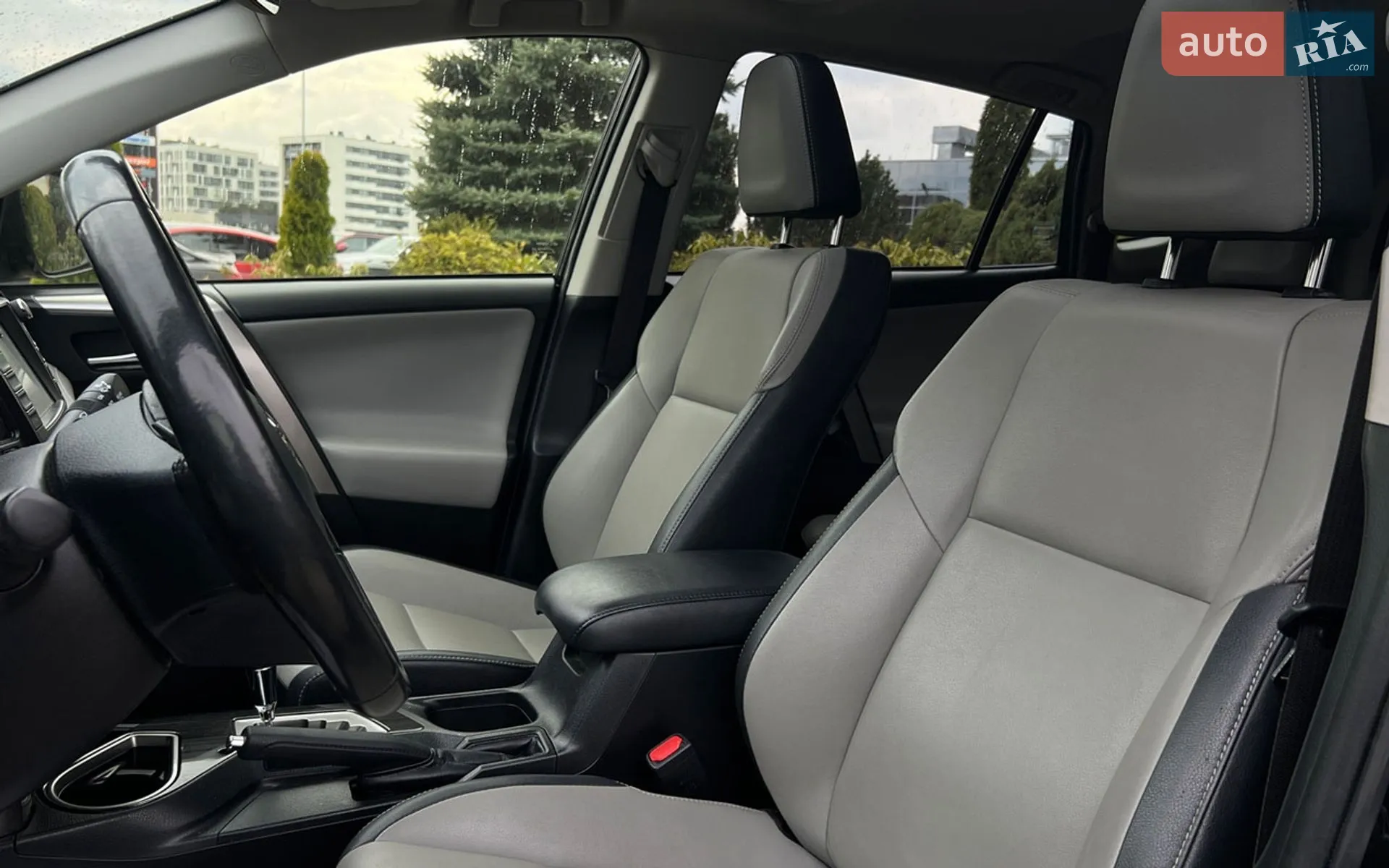 2017 Toyota RAV 4 - мініатюра 9