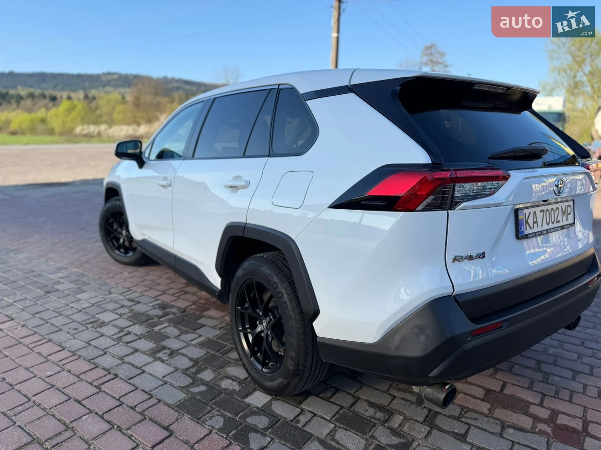 2020 Toyota RAV 4 - мініатюра 3