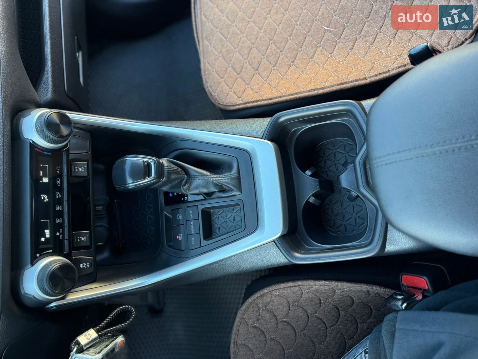 2020 Toyota RAV 4 - мініатюра 17