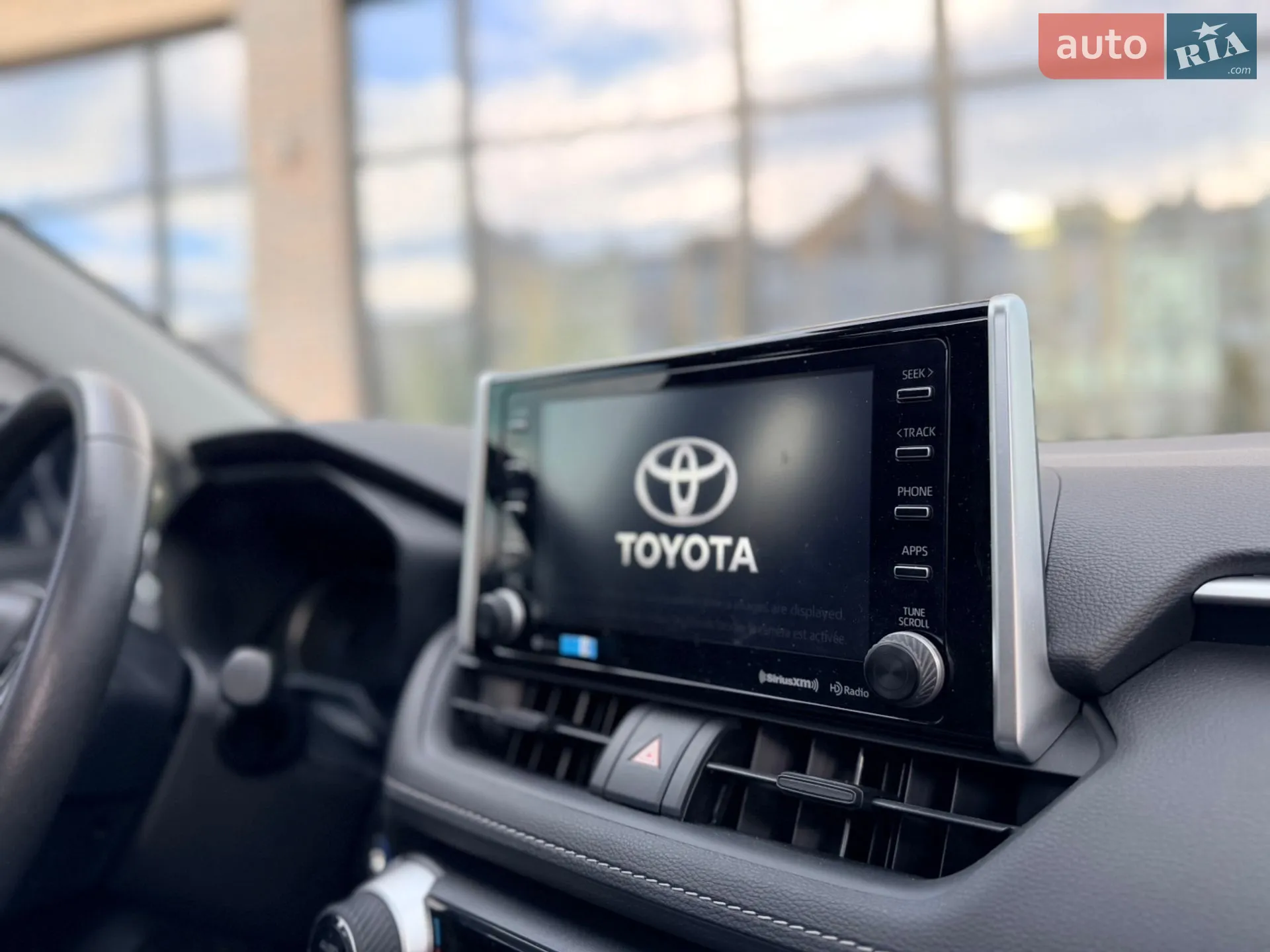 2020 Toyota RAV 4 - мініатюра 31