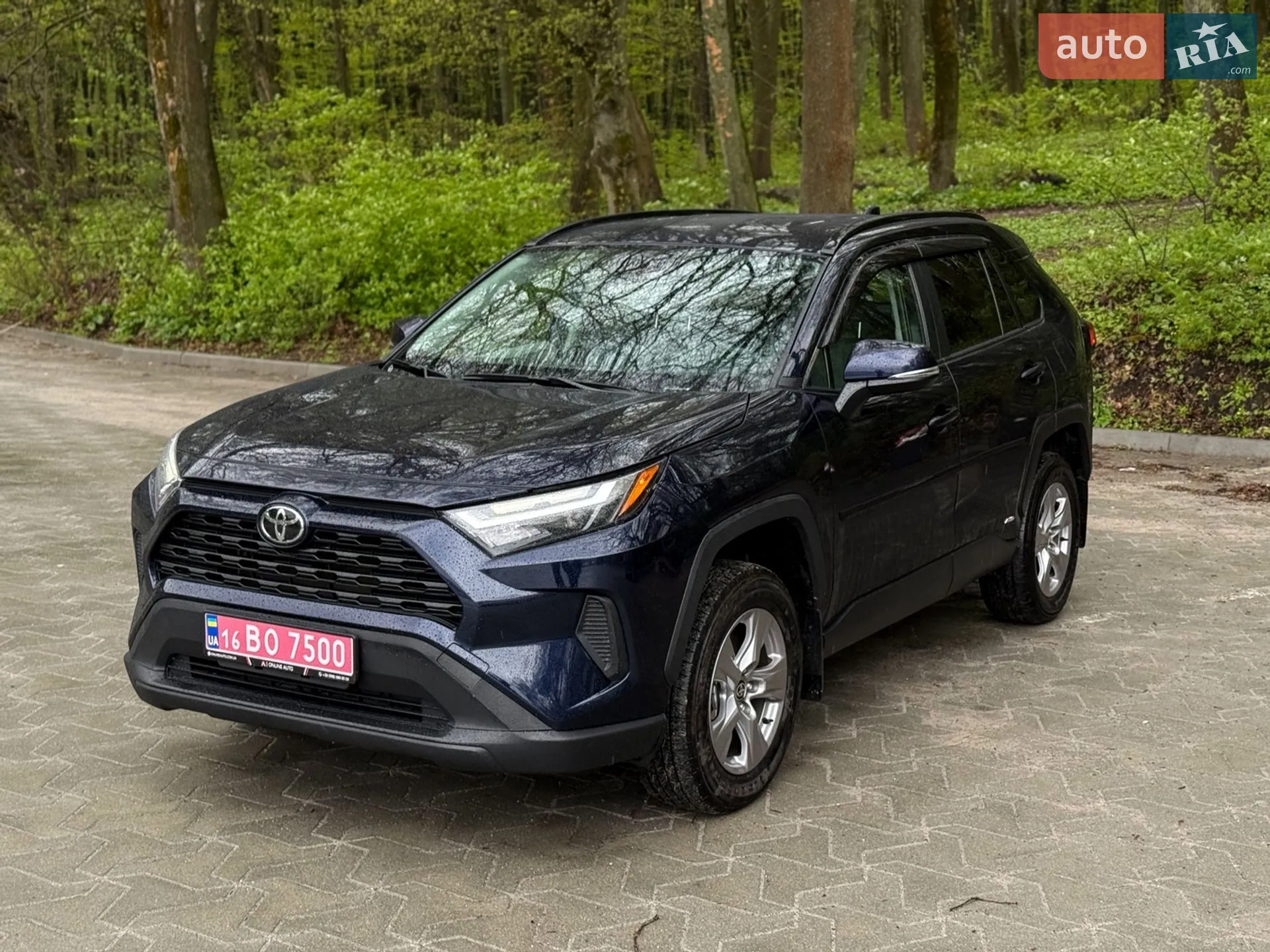 2024 Toyota RAV 4 - мініатюра 3