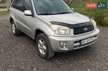 Внедорожник / Кроссовер Toyota RAV4 2003 в Днепре