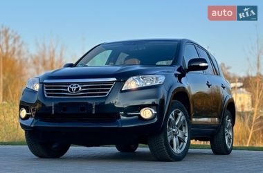 Позашляховик / Кросовер Toyota RAV4 2011 в Тернополі