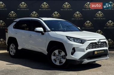 Позашляховик / Кросовер Toyota RAV4 2019 в Києві