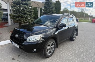 Позашляховик / Кросовер Toyota RAV4 2006 в Львові