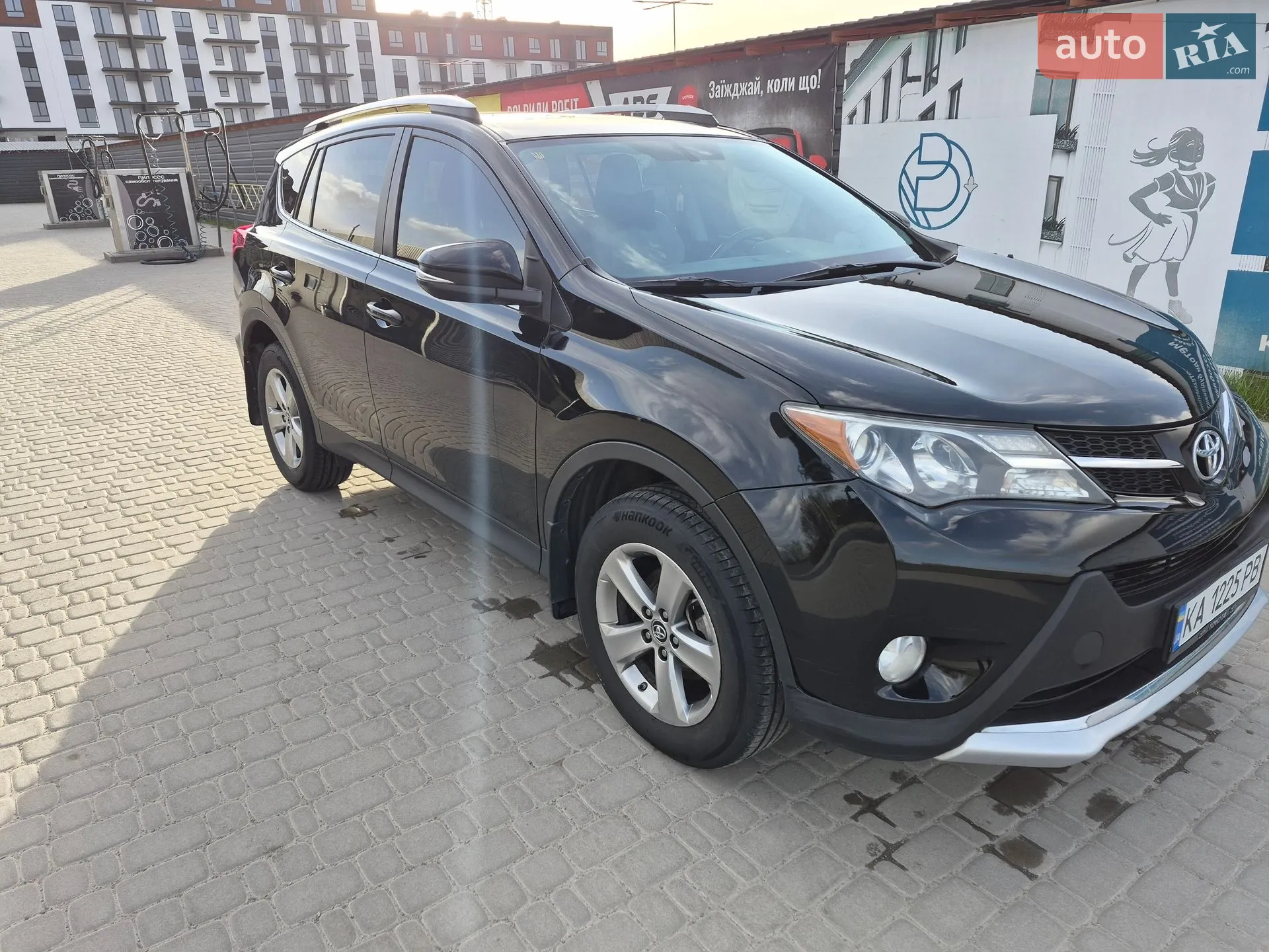 2015 Toyota RAV 4 - фото 1