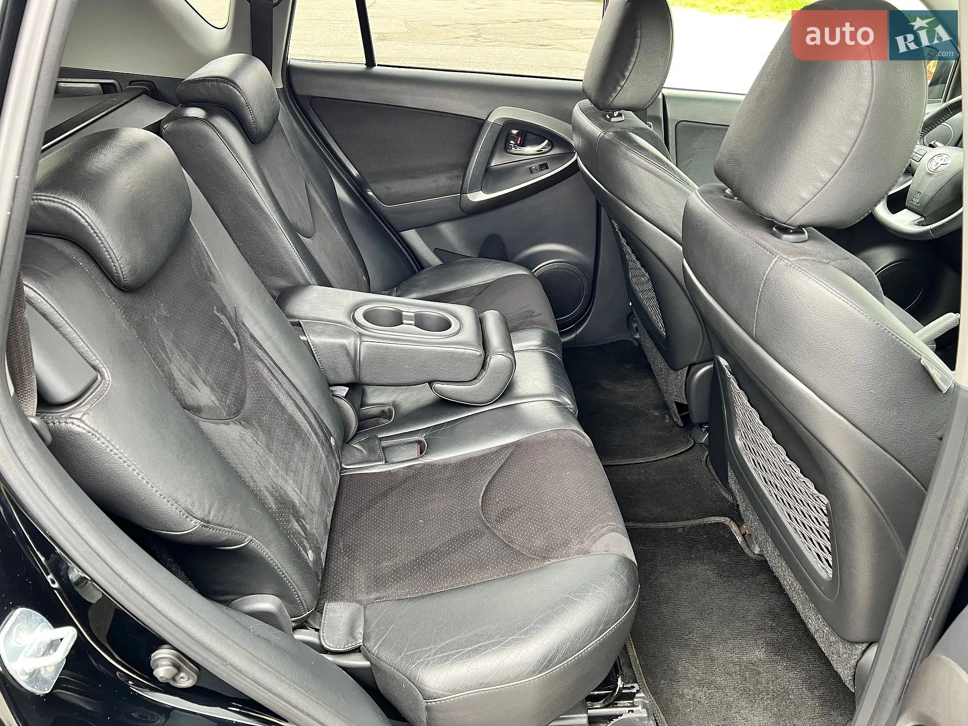 2010 Toyota RAV 4 - мініатюра 43
