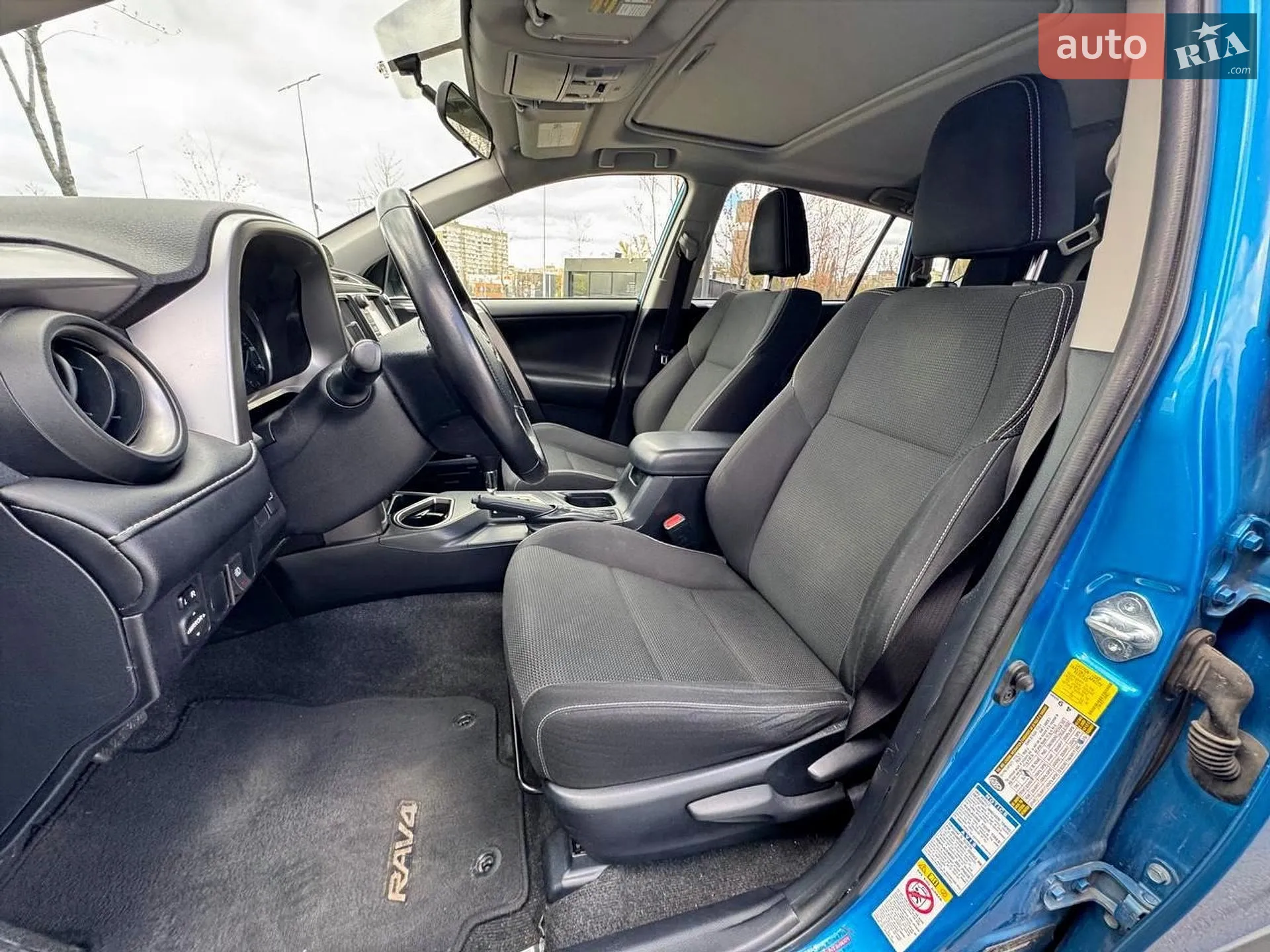 2016 Toyota RAV 4 - мініатюра 8