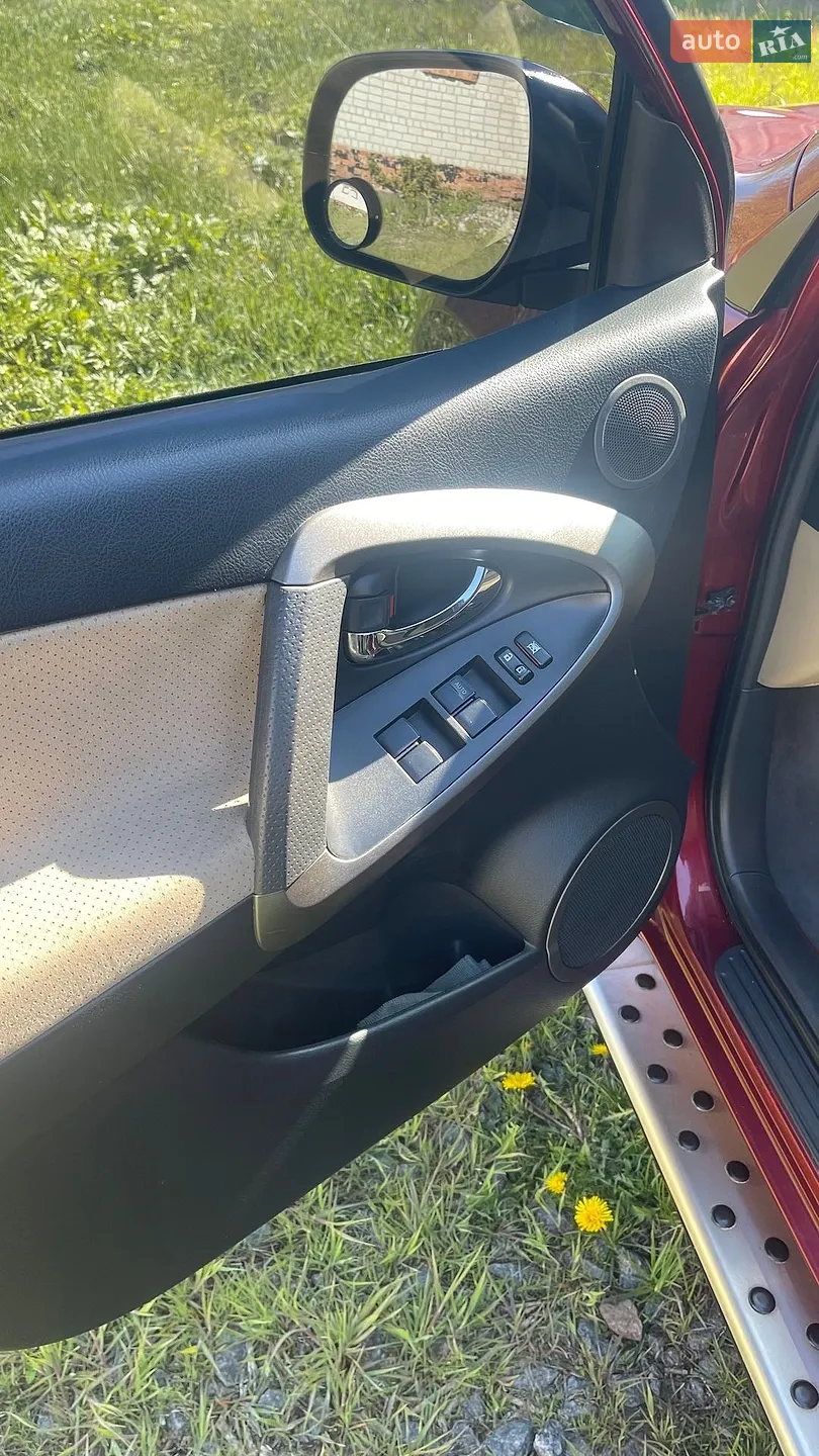 2010 Toyota RAV 4 - мініатюра 9