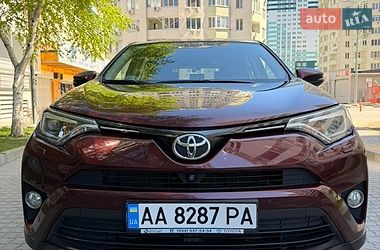 Позашляховик / Кросовер Toyota RAV4 2016 в Одесі