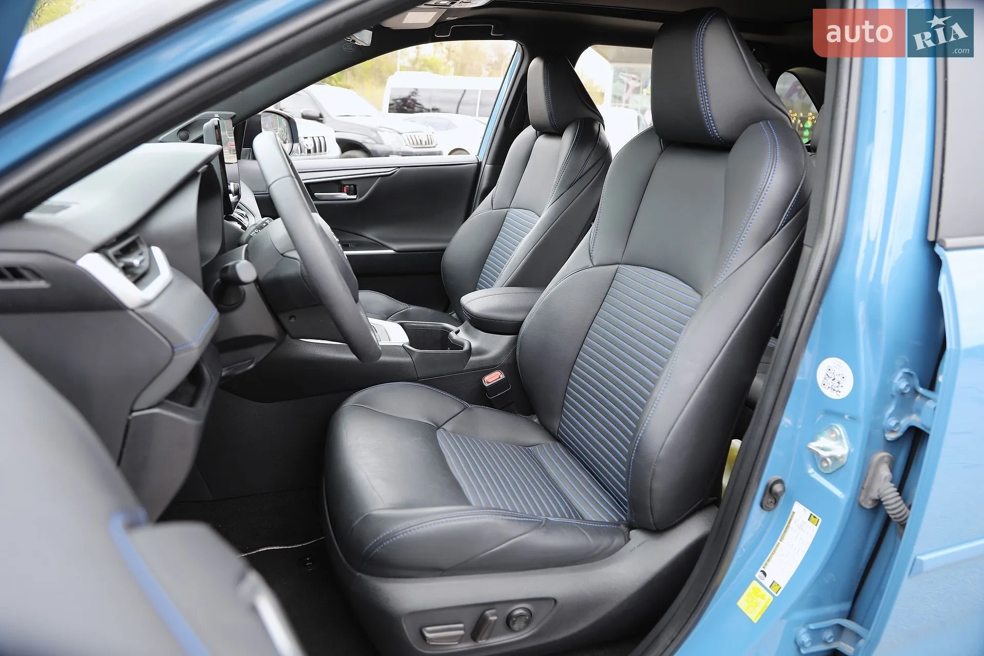 2023 Toyota RAV 4 - мініатюра 7
