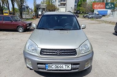 Внедорожник / Кроссовер Toyota RAV4 2001 в Кременчуге