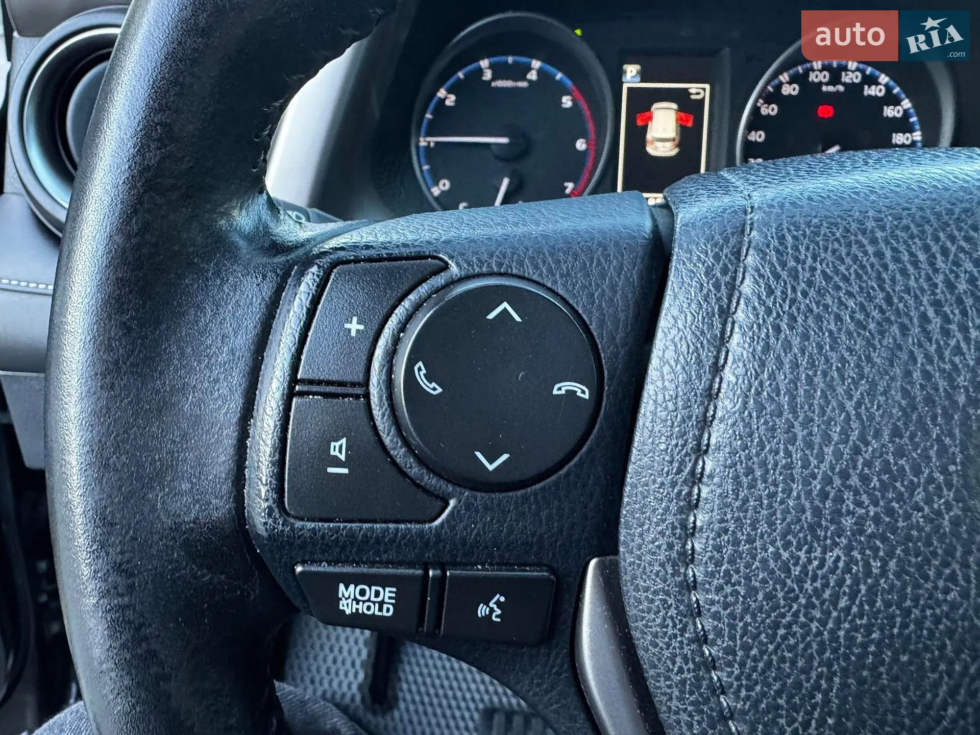 2017 Toyota RAV 4 - мініатюра 16